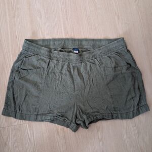 2/30$ Old Navy Olive Green Women's Shorts